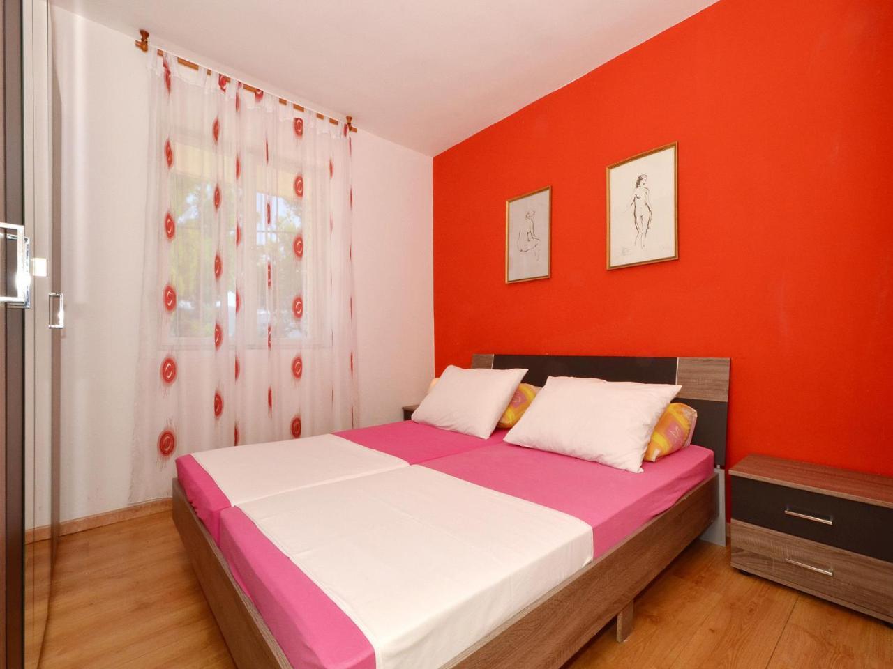 Apartments Josipa 特罗吉尔 外观 照片