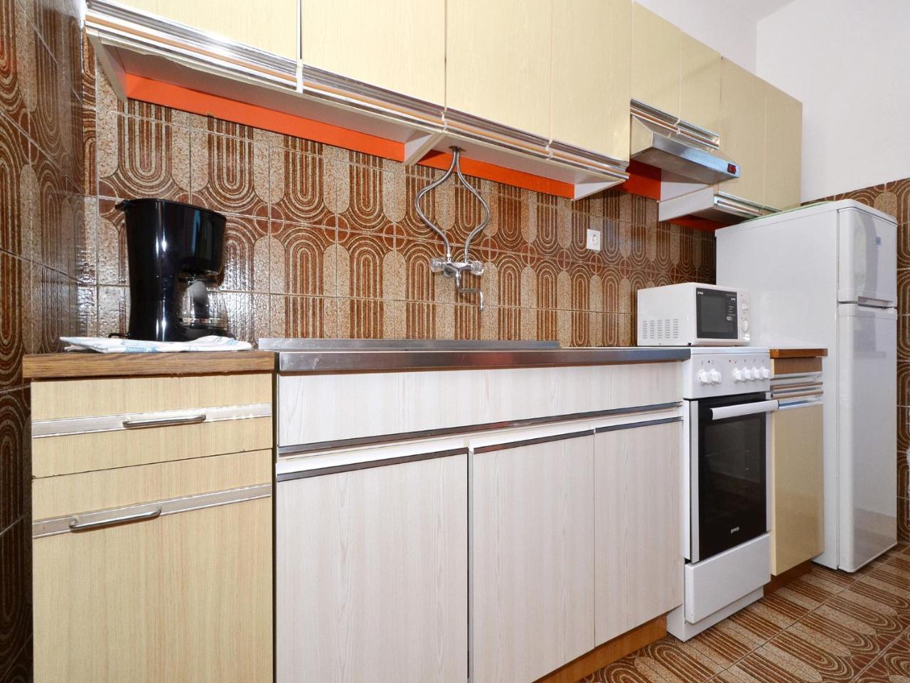 Apartments Josipa 特罗吉尔 外观 照片