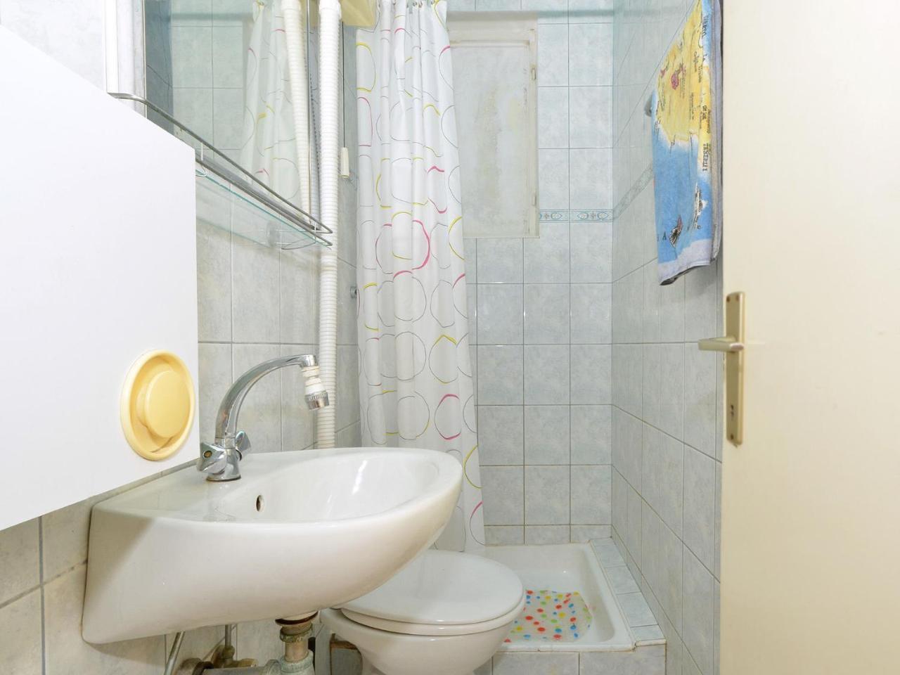 Apartments Josipa 特罗吉尔 外观 照片